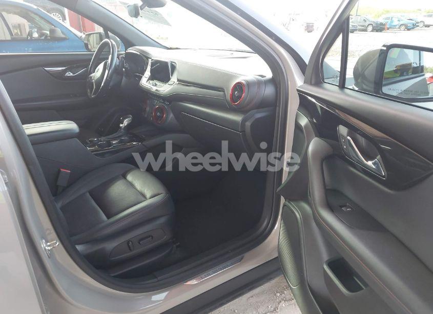 Photo 5 of 2021 Chevrolet Blazer FWD RS (VIN 3GNKBERS7MS556879)