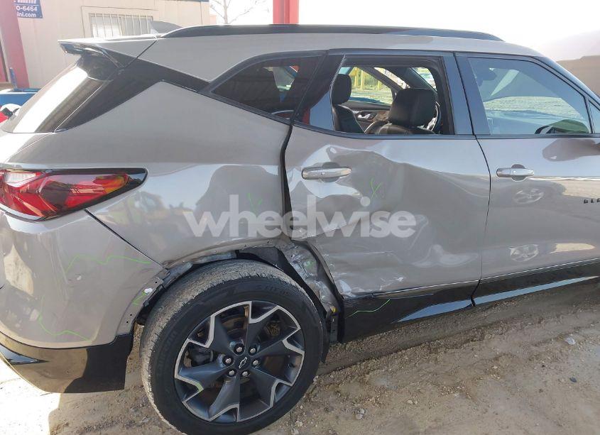 Photo 6 of 2021 Chevrolet Blazer FWD RS (VIN 3GNKBERS7MS556879)