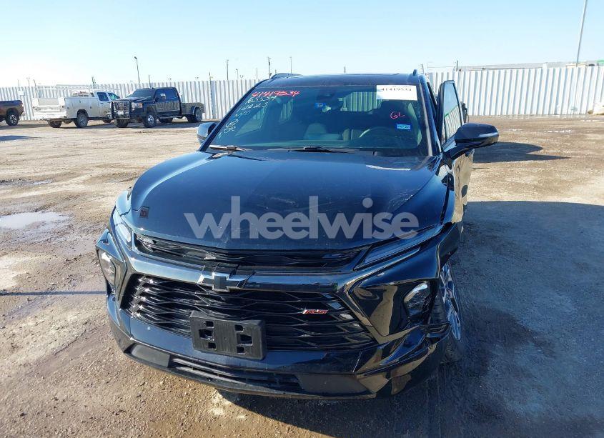 Photo 12 of 2024 Chevrolet Blazer FWD RS (VIN 3GNKBERS7RS221970)