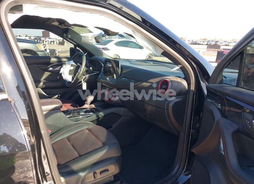 Photo 5 of 2024 Chevrolet Blazer FWD RS (VIN 3GNKBERS7RS221970)