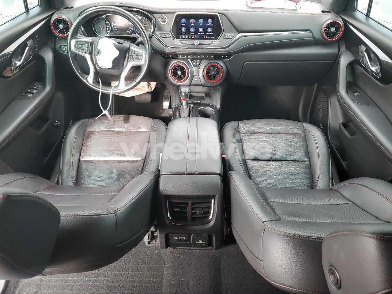 Photo 8 of 2020 CHEVROLET BLAZER RS (VIN 3GNKBERS8LS614903)