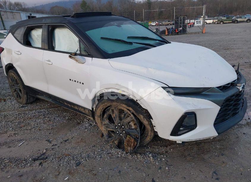 2022 Chevrolet Blazer FWD RS (VIN 3GNKBERS8NS213273) main photo