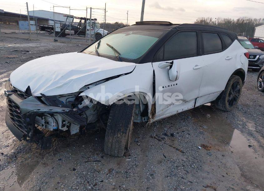 Photo 2 of 2022 Chevrolet Blazer FWD RS (VIN 3GNKBERS8NS213273)