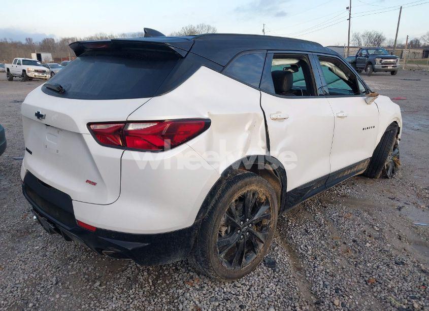Photo 4 of 2022 Chevrolet Blazer FWD RS (VIN 3GNKBERS8NS213273)