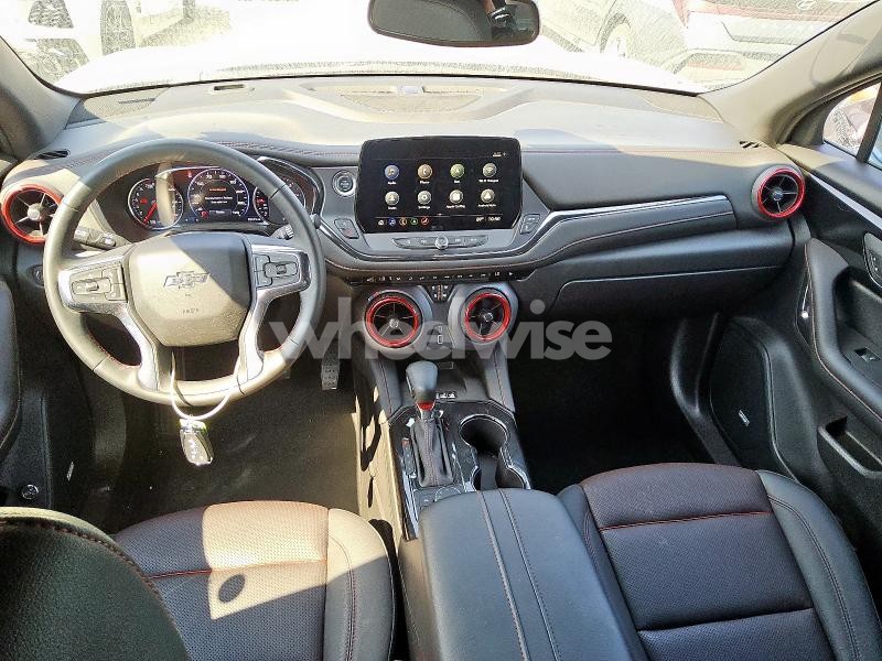 Photo 4 of 2025 CHEVROLET BLAZER RS (VIN 3GNKBERS8SS196566)