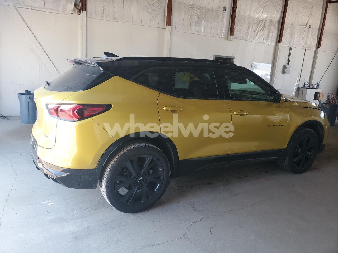 Photo 3 of 2022 CHEVROLET BLAZER RS (VIN 3GNKBERS9NS141743)