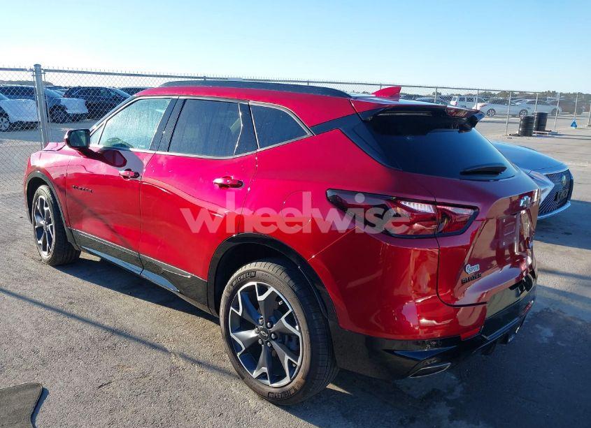 Photo 3 of 2022 Chevrolet Blazer FWD RS (VIN 3GNKBERS9NS143962)