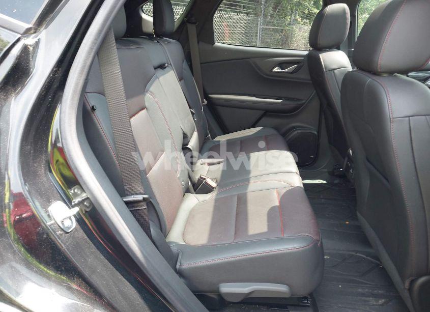 Photo 8 of 2021 Chevrolet Blazer FWD RS (VIN 3GNKBERSXMS552535)