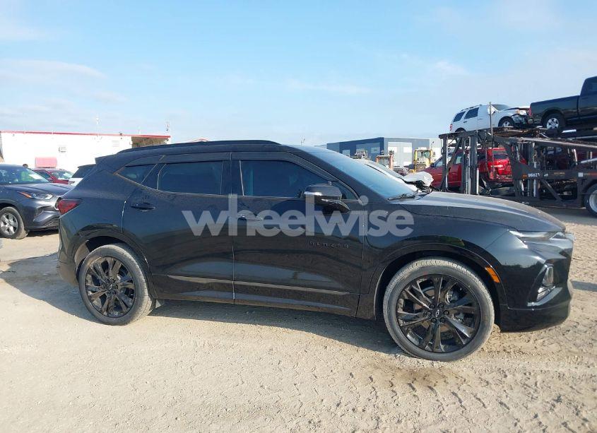 Photo 13 of 2022 Chevrolet Blazer FWD RS (VIN 3GNKBERSXNS132405)