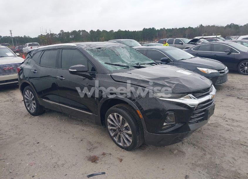 2022 Chevrolet Blazer FWD PREMIER (VIN 3GNKBFR49NS172711) main photo