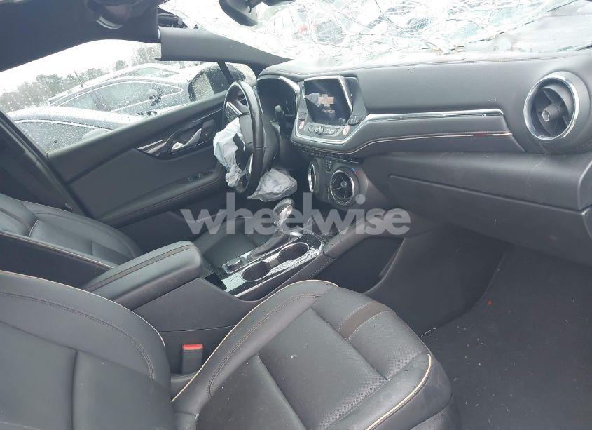 Photo 5 of 2022 Chevrolet Blazer FWD PREMIER (VIN 3GNKBFR49NS172711)