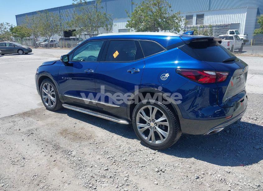 Photo 3 of 2022 Chevrolet Blazer FWD PREMIER (VIN 3GNKBFRS9NS163926)