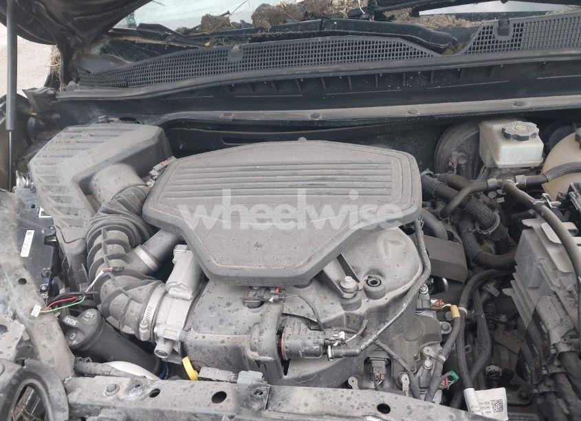 Photo 10 of 2019 Chevrolet Blazer (VIN 3GNKBGRS0KS596701)