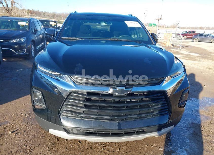 Photo 12 of 2019 Chevrolet Blazer (VIN 3GNKBGRS1KS658798)