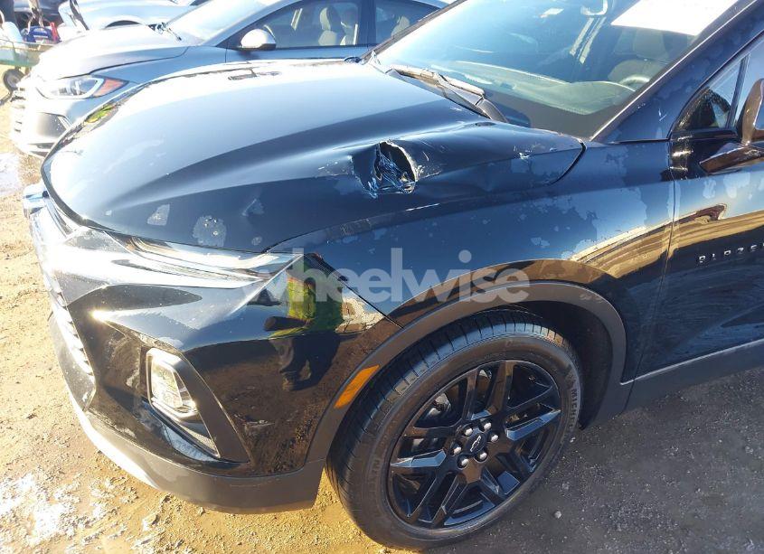 Photo 6 of 2019 Chevrolet Blazer (VIN 3GNKBGRS1KS658798)