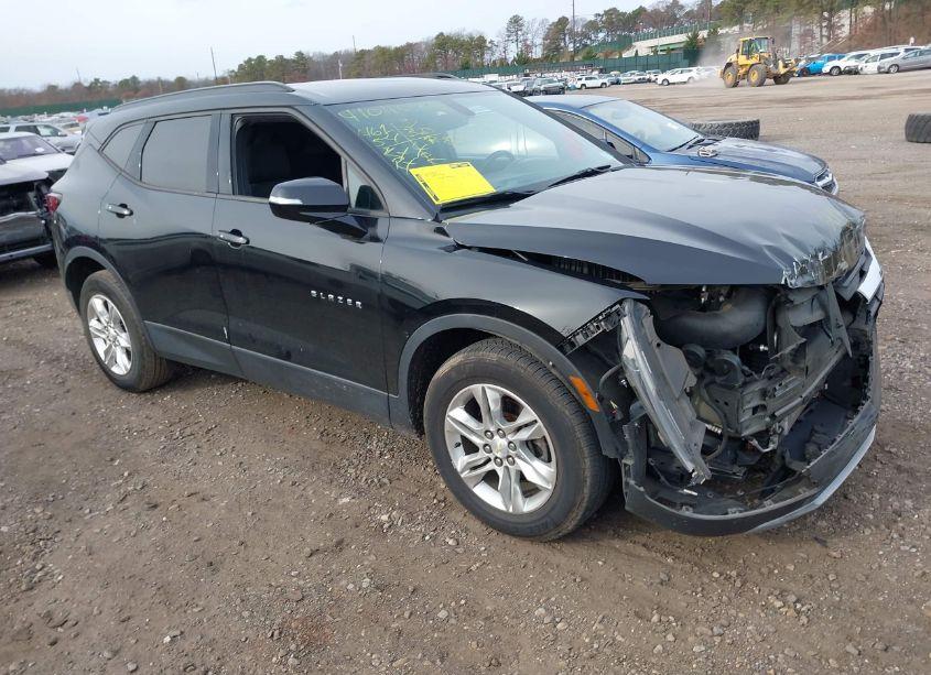 2019 Chevrolet Blazer (VIN 3GNKBGRS2KS571539) main photo