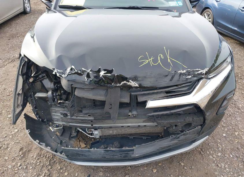 Photo 6 of 2019 Chevrolet Blazer (VIN 3GNKBGRS2KS571539)