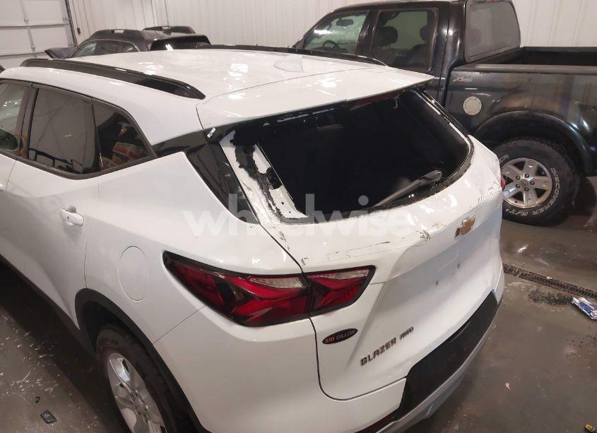 Photo 6 of 2019 Chevrolet Blazer (VIN 3GNKBGRS2KS694189)