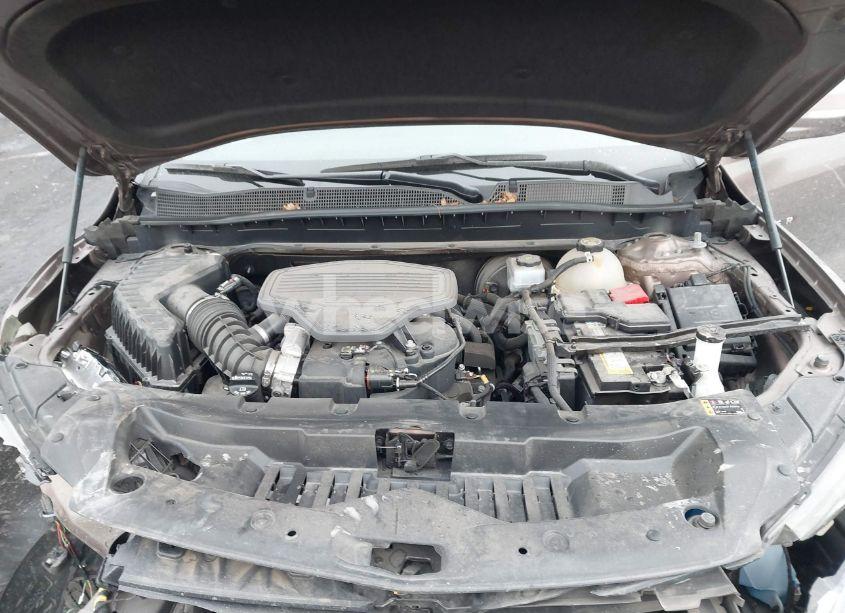 Photo 10 of 2019 Chevrolet Blazer (VIN 3GNKBGRS3KS682164)