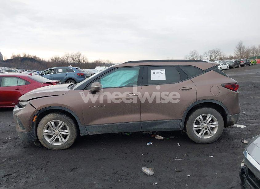 Photo 14 of 2019 Chevrolet Blazer (VIN 3GNKBGRS3KS682164)