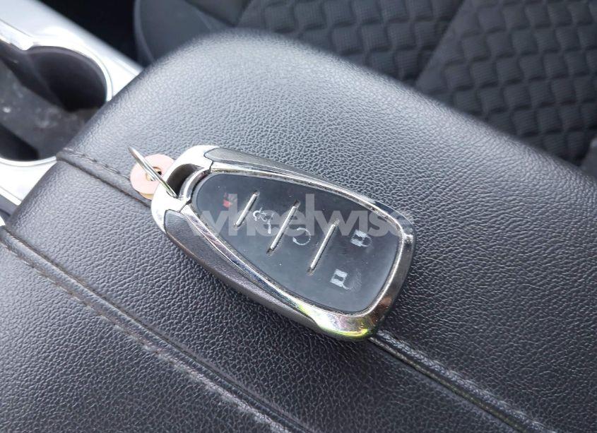 Photo 11 of 2019 Chevrolet Blazer (VIN 3GNKBGRS6KS610472)