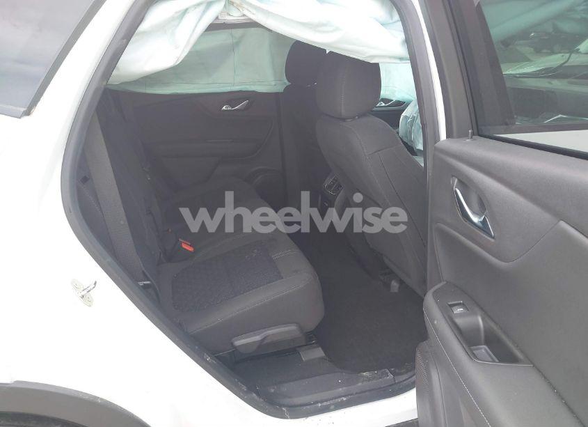 Photo 8 of 2019 Chevrolet Blazer (VIN 3GNKBGRS7KS647577)