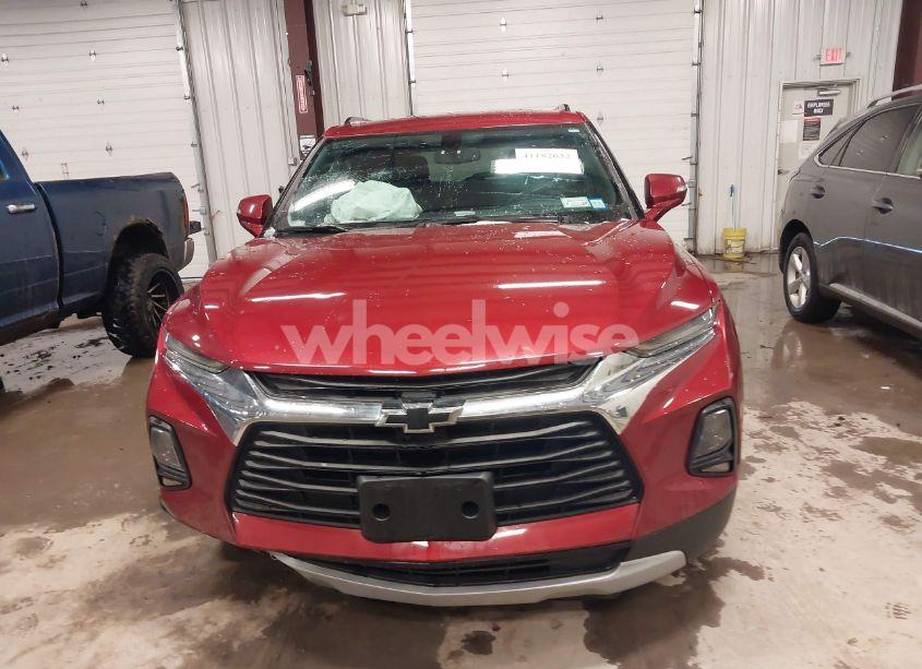 Photo 12 of 2019 Chevrolet Blazer (VIN 3GNKBGRS7KS691062)