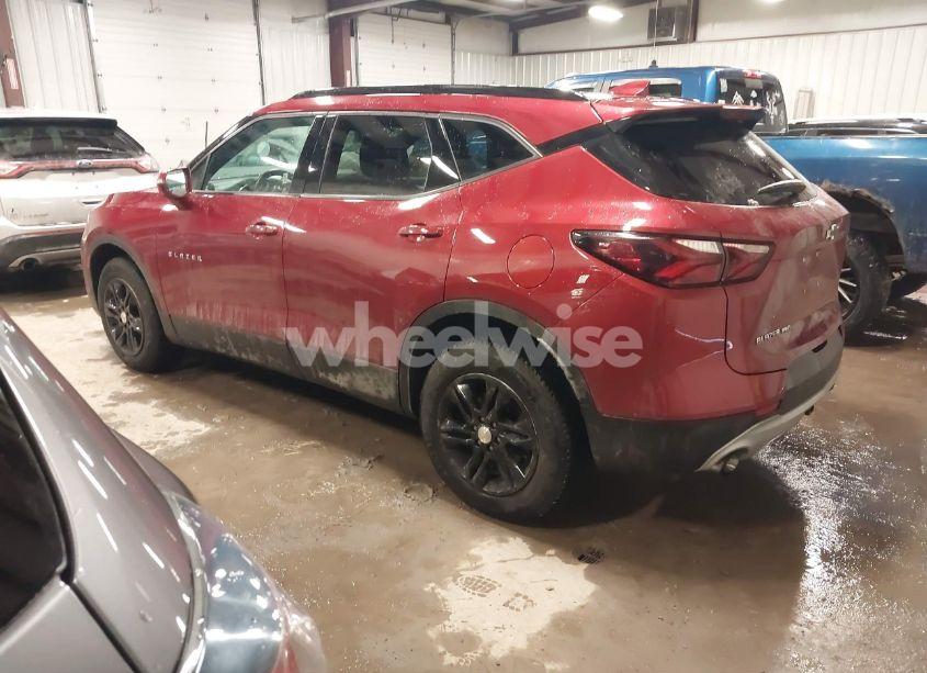 Photo 3 of 2019 Chevrolet Blazer (VIN 3GNKBGRS7KS691062)
