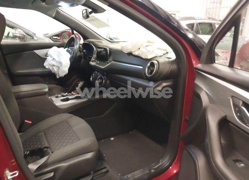 Photo 5 of 2019 Chevrolet Blazer (VIN 3GNKBGRS7KS691062)