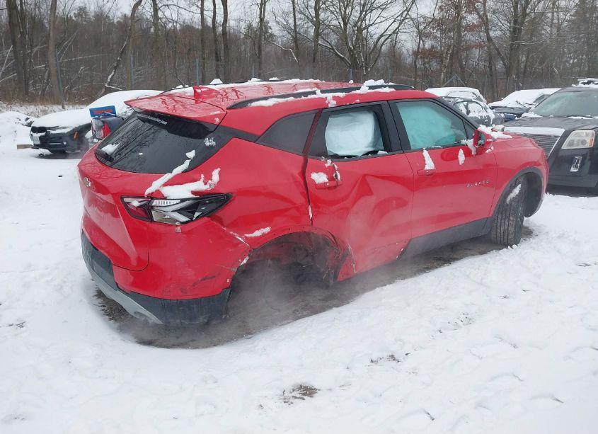 Photo 4 of 2019 Chevrolet Blazer (VIN 3GNKBGRS7KS702173)