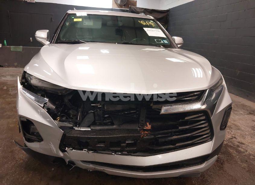 Photo 6 of 2019 Chevrolet Blazer (VIN 3GNKBGRS8KS694794)