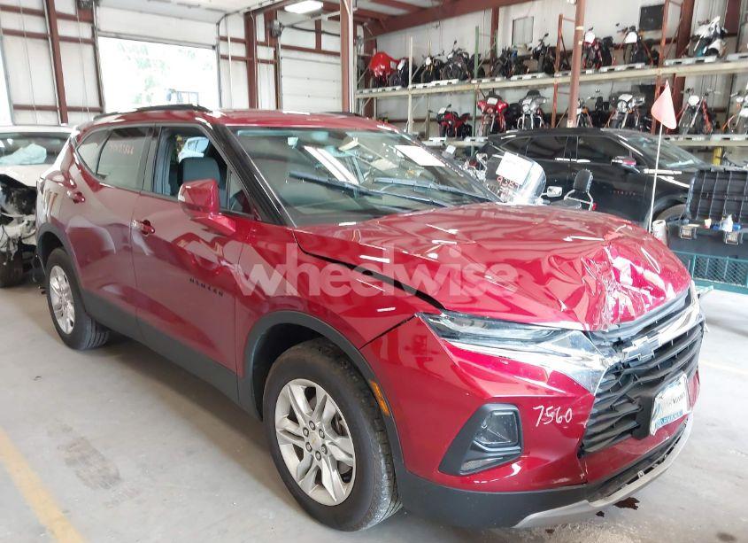 2019 Chevrolet Blazer (VIN 3GNKBGRS9KS590105) main photo