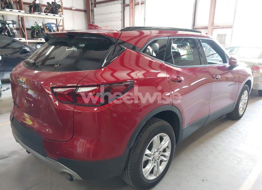 Photo 4 of 2019 Chevrolet Blazer (VIN 3GNKBGRS9KS590105)