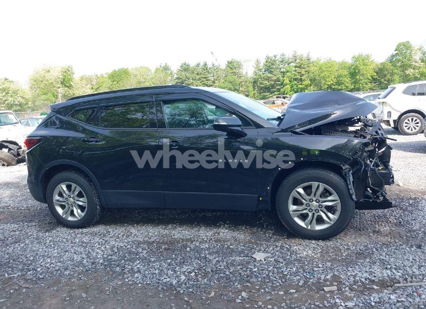 Photo 12 of 2019 Chevrolet Blazer (VIN 3GNKBGRSXKS676491)