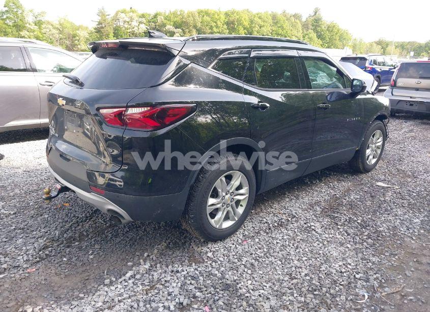 Photo 4 of 2019 Chevrolet Blazer (VIN 3GNKBGRSXKS676491)