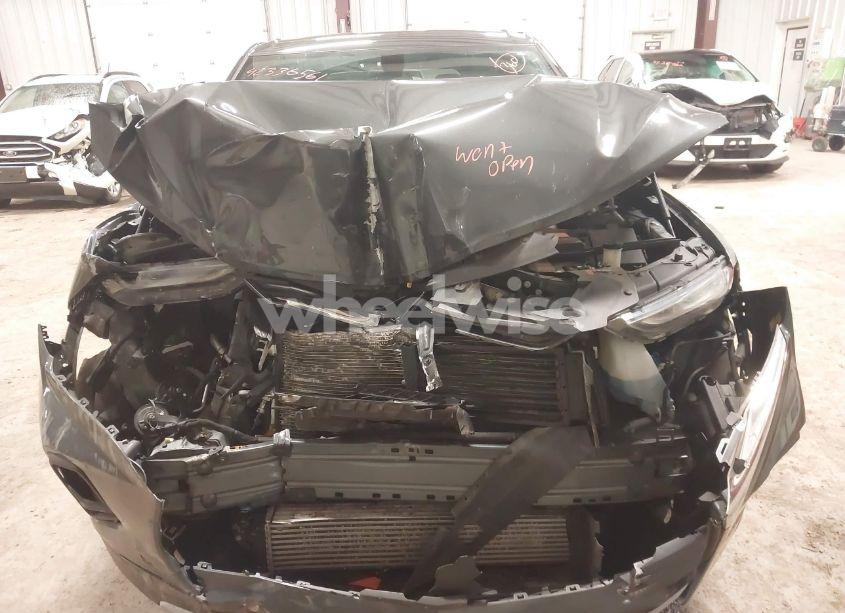 Photo 6 of 2020 Chevrolet Blazer AWD 2LT (VIN 3GNKBHR40LS632170)