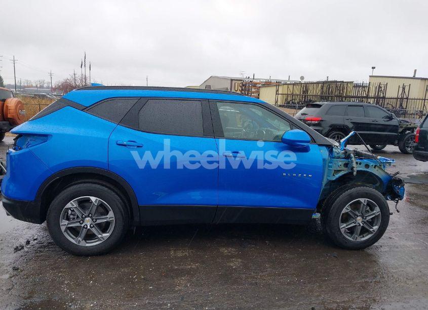 Photo 12 of 2024 Chevrolet Blazer AWD 2LT (VIN 3GNKBHR40RS157726)