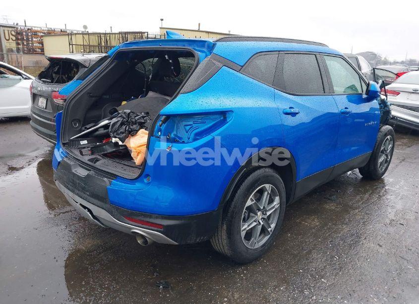 Photo 4 of 2024 Chevrolet Blazer AWD 2LT (VIN 3GNKBHR40RS157726)