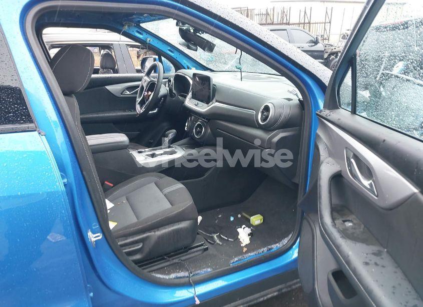 Photo 5 of 2024 Chevrolet Blazer AWD 2LT (VIN 3GNKBHR40RS157726)