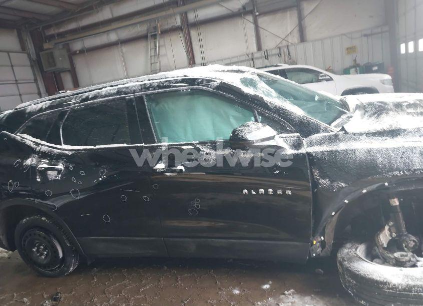 Photo 13 of 2024 Chevrolet Blazer AWD 2LT (VIN 3GNKBHR40RS162845)