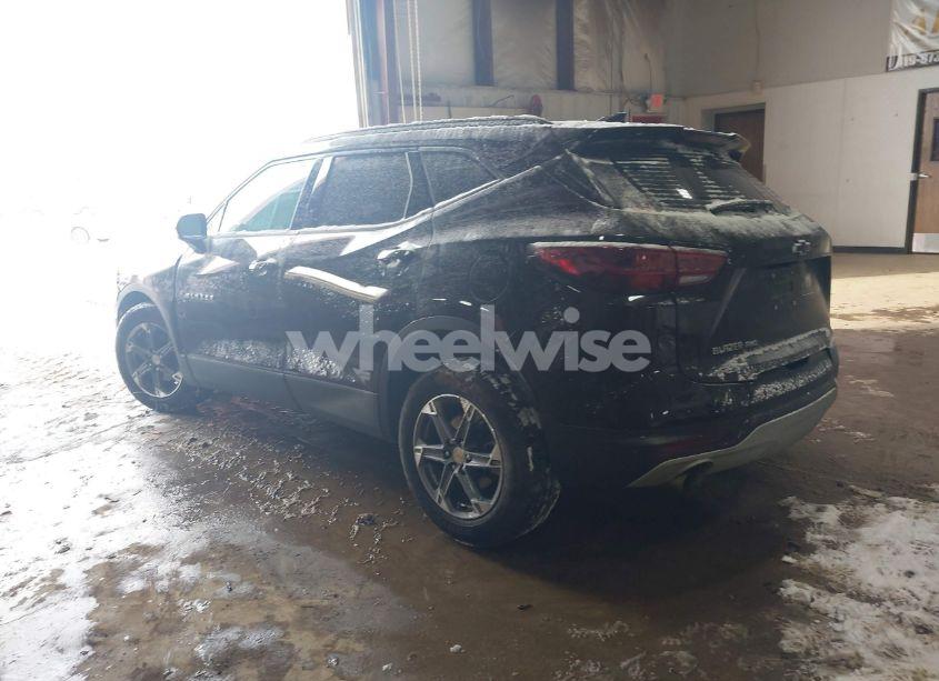 Photo 3 of 2024 Chevrolet Blazer AWD 2LT (VIN 3GNKBHR40RS162845)