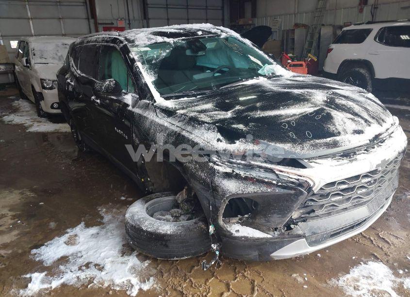 Photo 6 of 2024 Chevrolet Blazer AWD 2LT (VIN 3GNKBHR40RS162845)