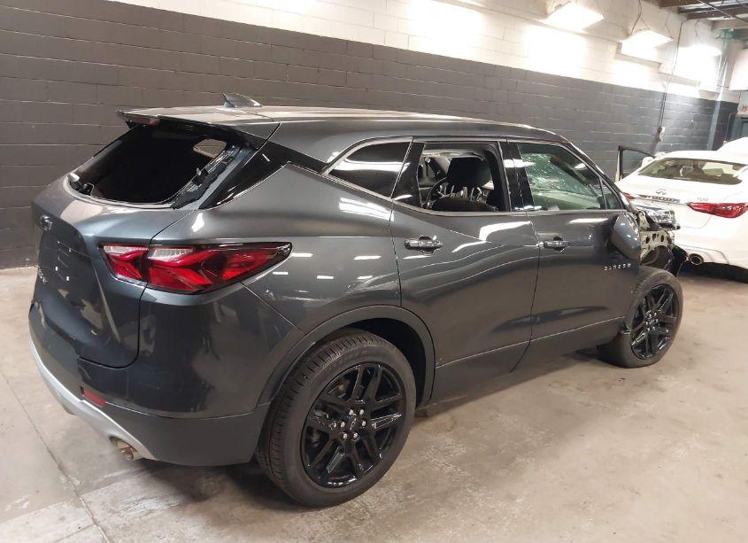 Photo 4 of 2022 Chevrolet Blazer AWD 2LT (VIN 3GNKBHR41NS116371)