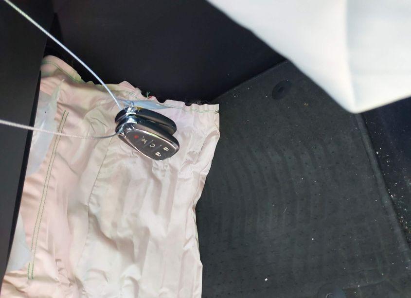 Photo 11 of 2021 Chevrolet Blazer AWD 2LT (VIN 3GNKBHR42MS541340)