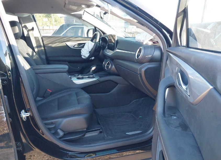Photo 5 of 2024 Chevrolet Blazer AWD 2LT (VIN 3GNKBHR44RS189546)