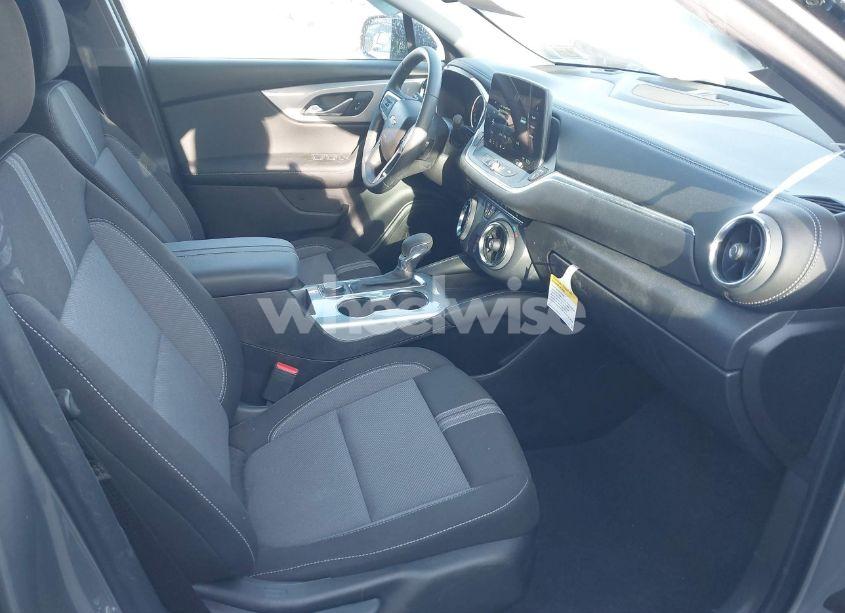 Photo 5 of 2025 Chevrolet Blazer AWD 2LT (VIN 3GNKBHR45SS104574)