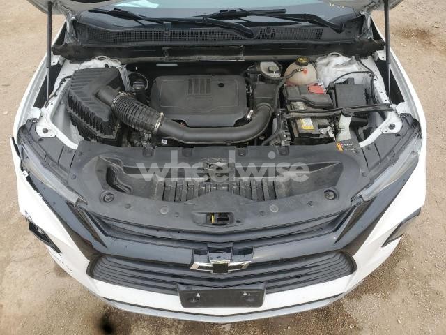 Photo 8 of 2022 CHEVROLET BLAZER 2LT (VIN 3GNKBHR46NS133070)