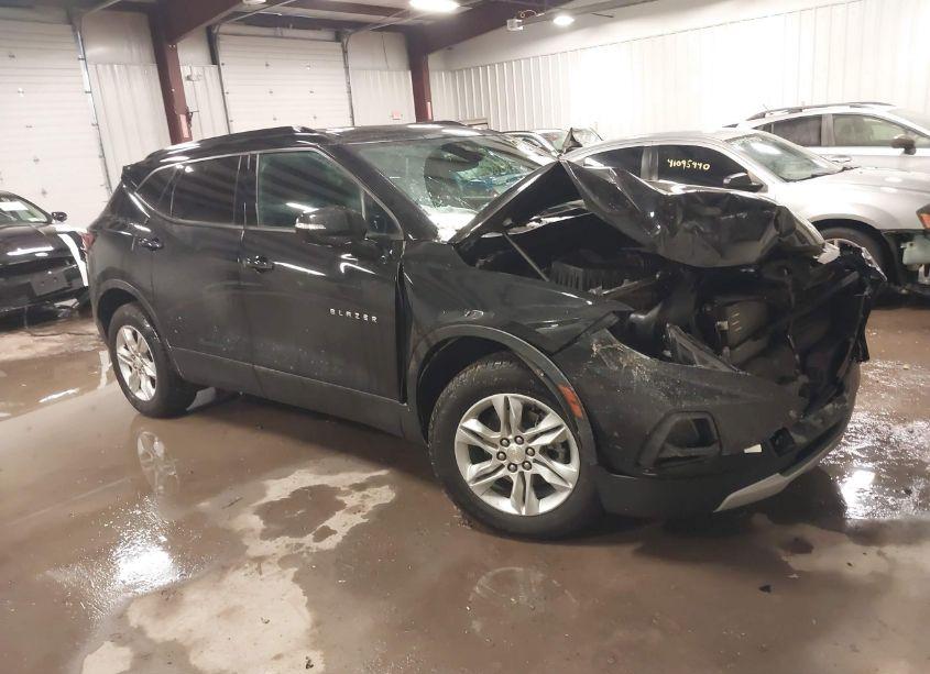 2022 Chevrolet Blazer AWD 2LT (VIN 3GNKBHR46NS181183) main photo