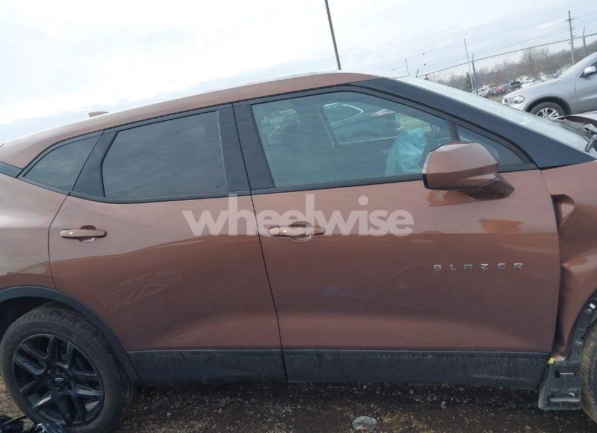 Photo 13 of 2023 Chevrolet Blazer AWD 2LT (VIN 3GNKBHR46PS105840)