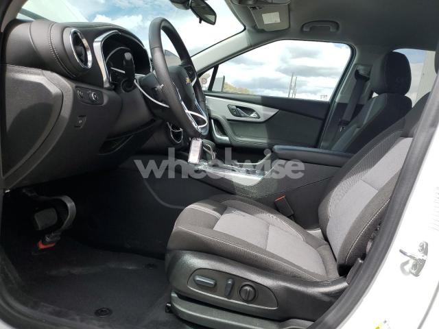 Photo 11 of 2025 CHEVROLET BLAZER 2LT (VIN 3GNKBHR46SS203176)